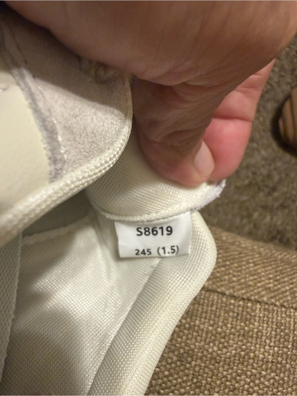 Somiliss Classic Women's Cream Lace-Up Sneakers - Picture 12 of 12